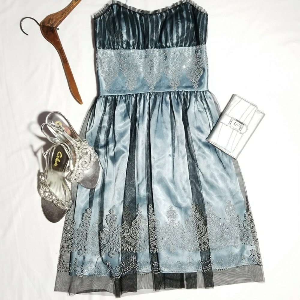 Morgan & Co JR Lace dress